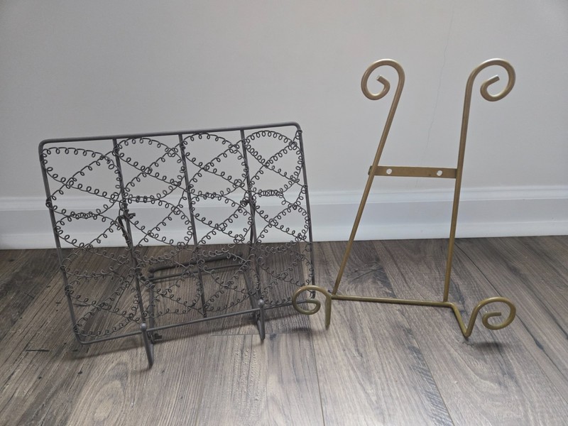 Table Top Easel Display Stands - Picture Plate Book Art -Metal Stands Lot of 2