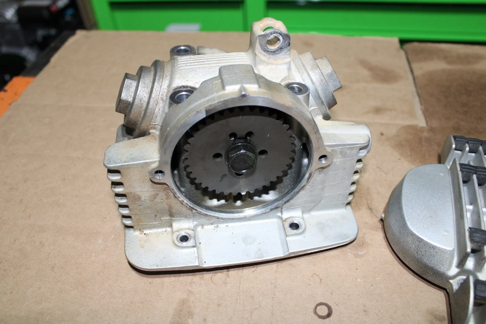 2008 YAMAHA TTR125E MOTOR MOTOR CABEÇA DE CILINDRO CONJUNTO CAM E VÁLVULAS - Imagem 2 de 4