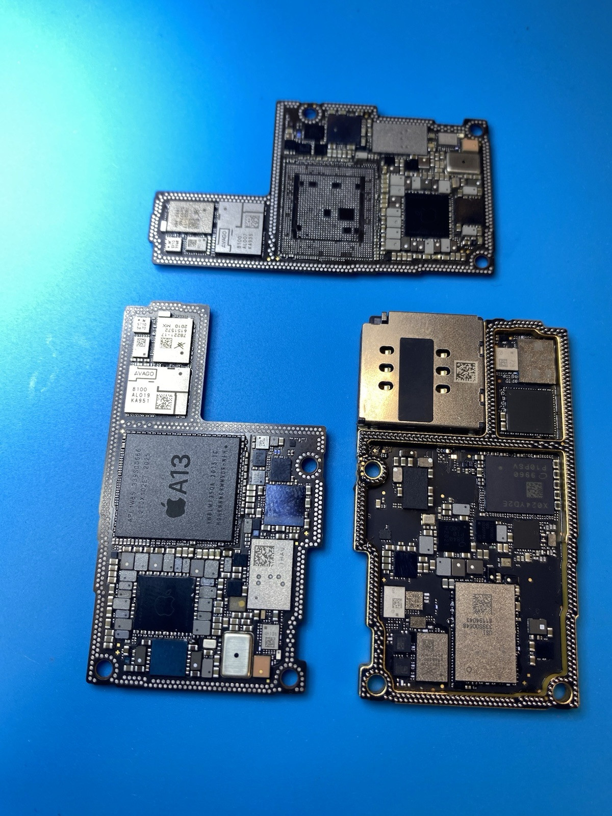 Apple iPhone 13/13 Pro/13 Pro Max Logic Board Repair Service — image 3