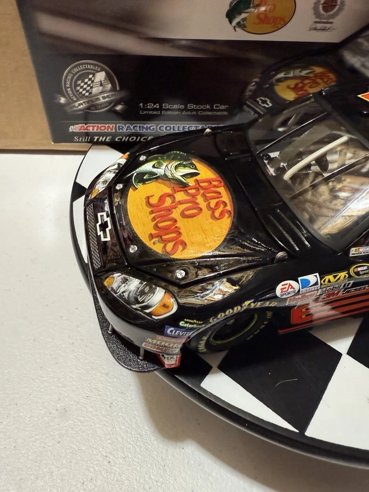 Bajo Martin Truex Jr. #8 Pro Shops 2007 CUNA 1/24 Nascar Diecast Foto 3 de 4