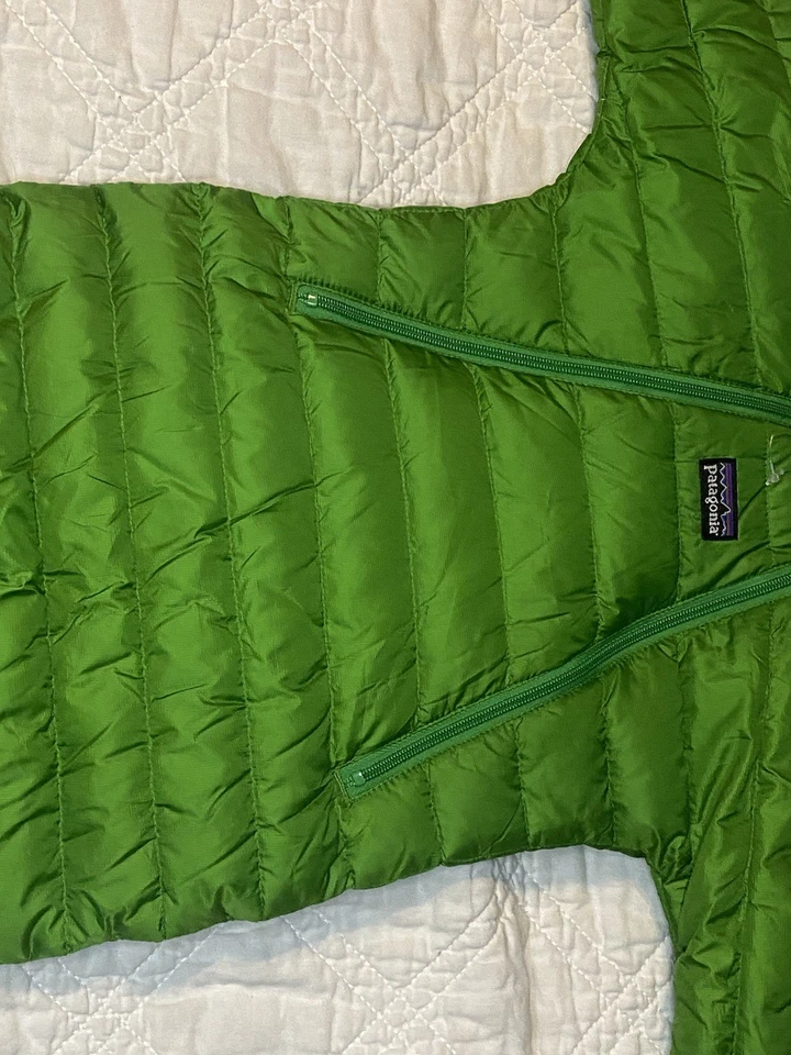 Suéter de Plumón Patagonia Bunting Infantil Verde Puffer Una Pieza Talla 3M  Foto 3 de 4