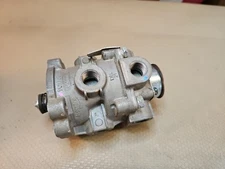 OEM Bendix Brake E6 E-6 Foot Control Valve T290191, 909762