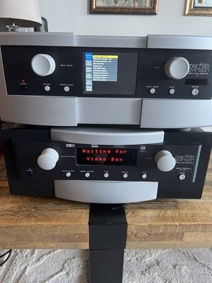 Mark Levinson No 40 media Console (Surround Sound and Video Processor)  220 V AC