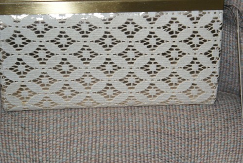 Kardashian Kollection Lace & Gold Amsterdam Frame Wallet Fast Shipping - Picture 4 of 7