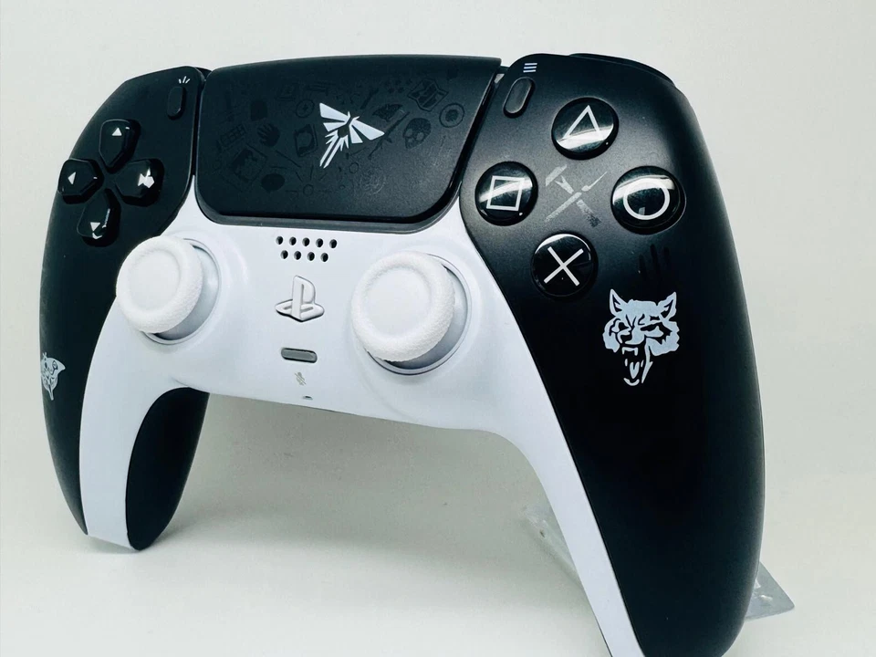 Sony PS5 controller dualsense - Custom LAST OF US - great condition - Image 2 of 4