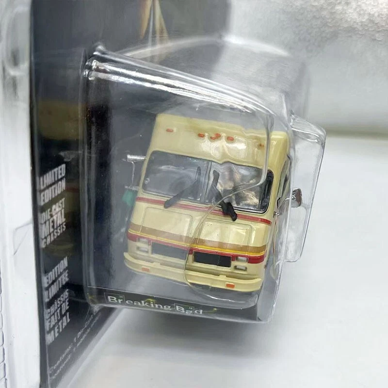 BREAKING BAD 1986 FLEETWOOD BOUNDER CAMPER TV SERIES 1:64 SCALE GREENLIGHT  - Immagine 2 di 4