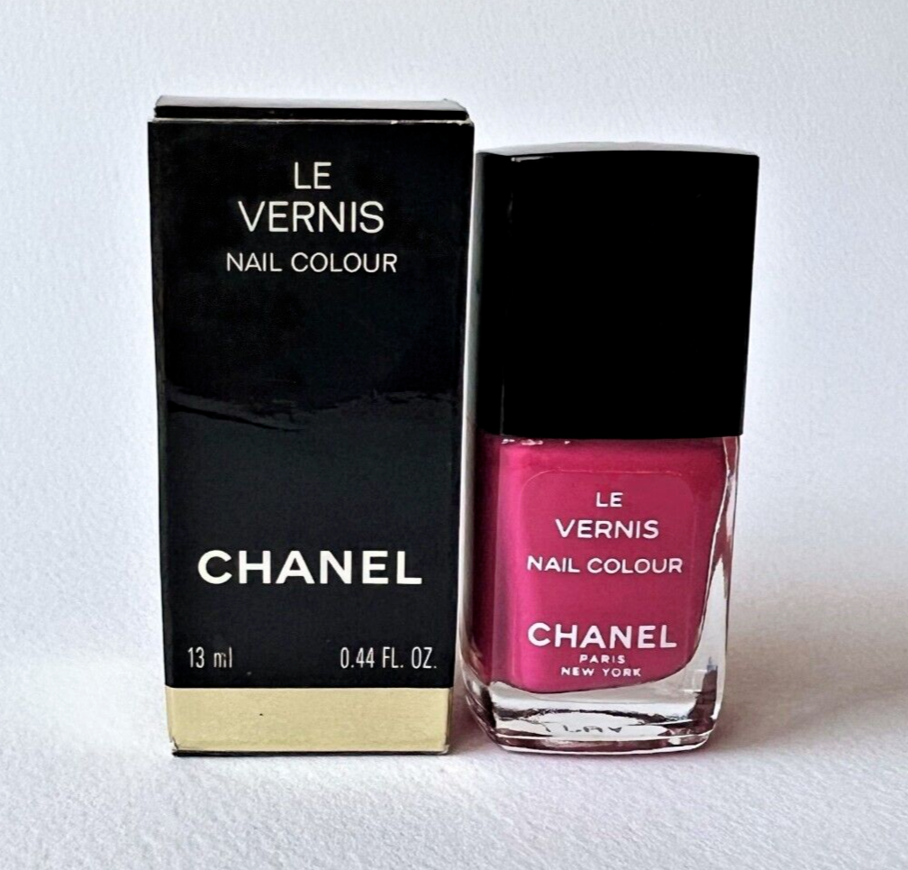 CHANEL Le Vernis Nail Polish PARTY PINK | eBay