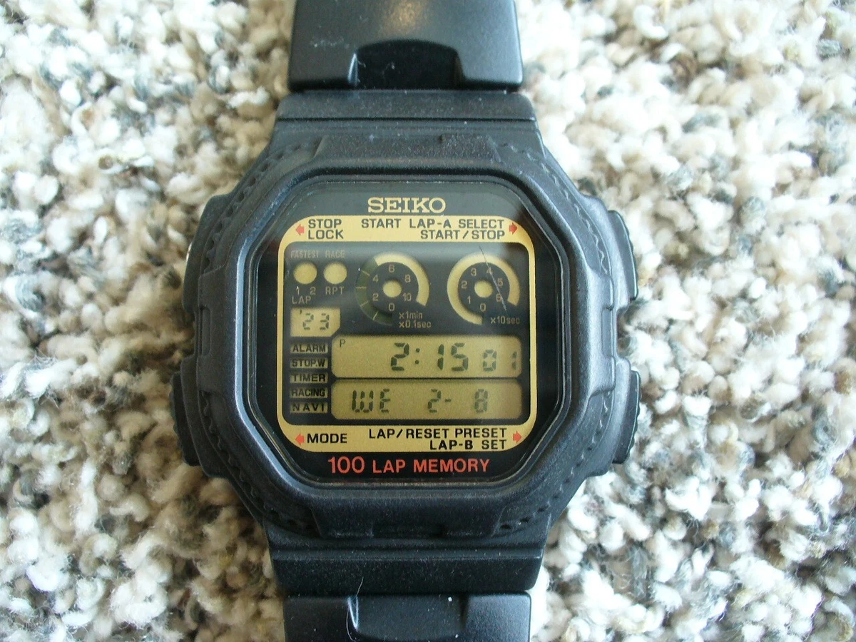 Seiko W358 Digital Chronograph Lap Timer Watch