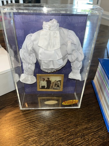 Seinfeld The Complete Series on DVD - The 2015 Puffy Shirt Gift Box Set - Picture 19 of 20