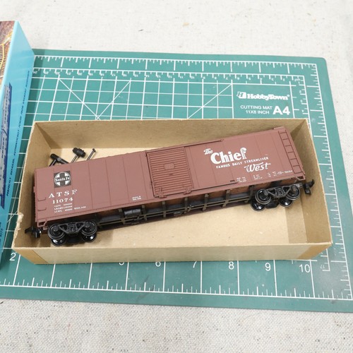 Coche de carga a escala HO Athearn ATSF The Chief Box Car 11074 marrón | Condition: Used