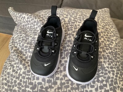 nike air max axis black junior