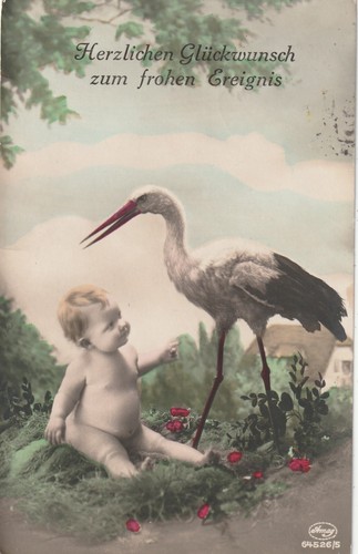 AK - Storch und Baby im Garten vorm Haus - 1936