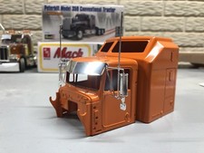 Visera de camión modelo Kenworth escala 1/25