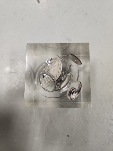 Vintage MCM Lucite Exploding Clock Gears Parts Paperweight - Picture 2 of 5