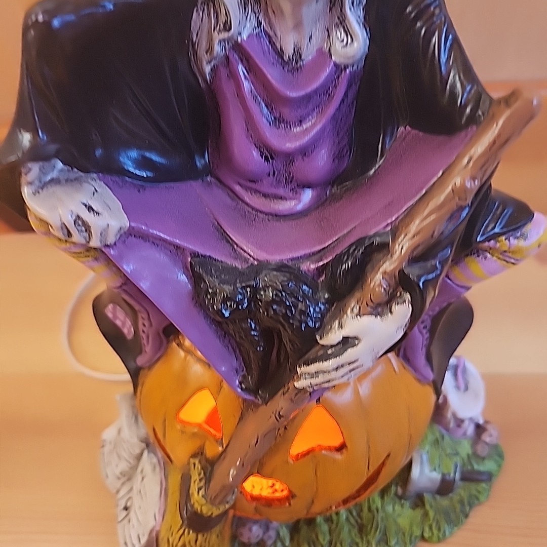 Vintage Byron Molds Ceramic Halloween Witch, Jack O Lantern, Cat