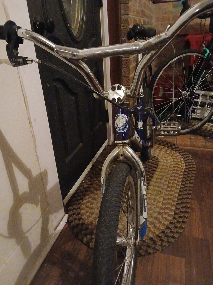 2008 Gt Power Series 20in Bmx Race Aluminum Frame - Image 2 of 4