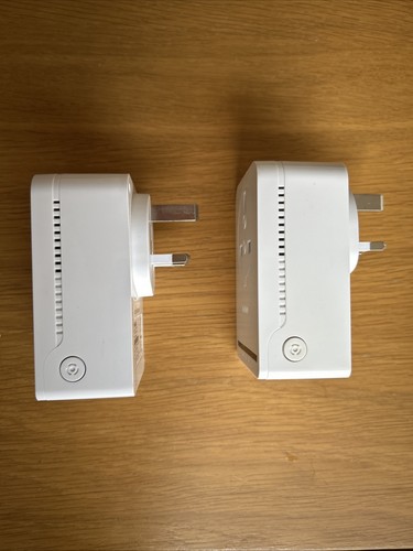 D-LINK DHP-P308AV POWERLINE AV MINI PASSTHROUGH ADAPTERS - PAIR - Picture 2 of 5
