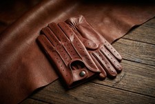 Men's Thin Lambskin Leather Driving Gloves   Elastic Palm, Cognac