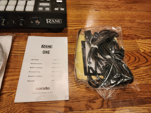 RANE ONE Professional Motorized DJ Controller for Serato DJ Pro New in Open Box - Foto 6 di 19