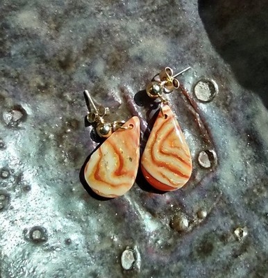 Agate Inspired Reds And Gold Polymer Clay Teardrop Earrings