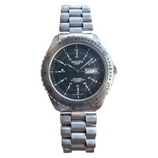 Gruen Sport Men's Vintage Diver Quartz Day Date 41mm Wristwatch