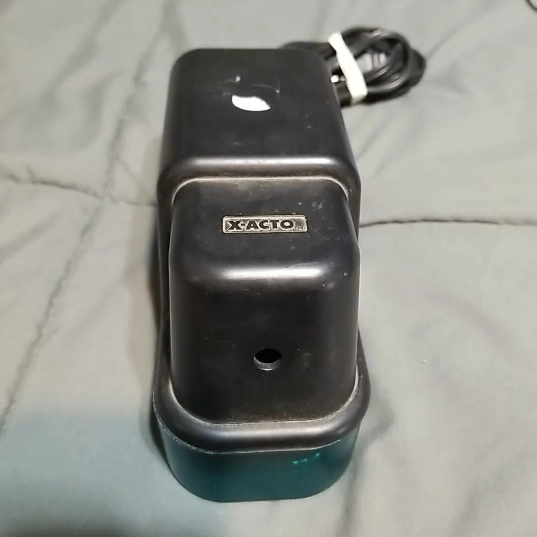 Picture 1 of 3
