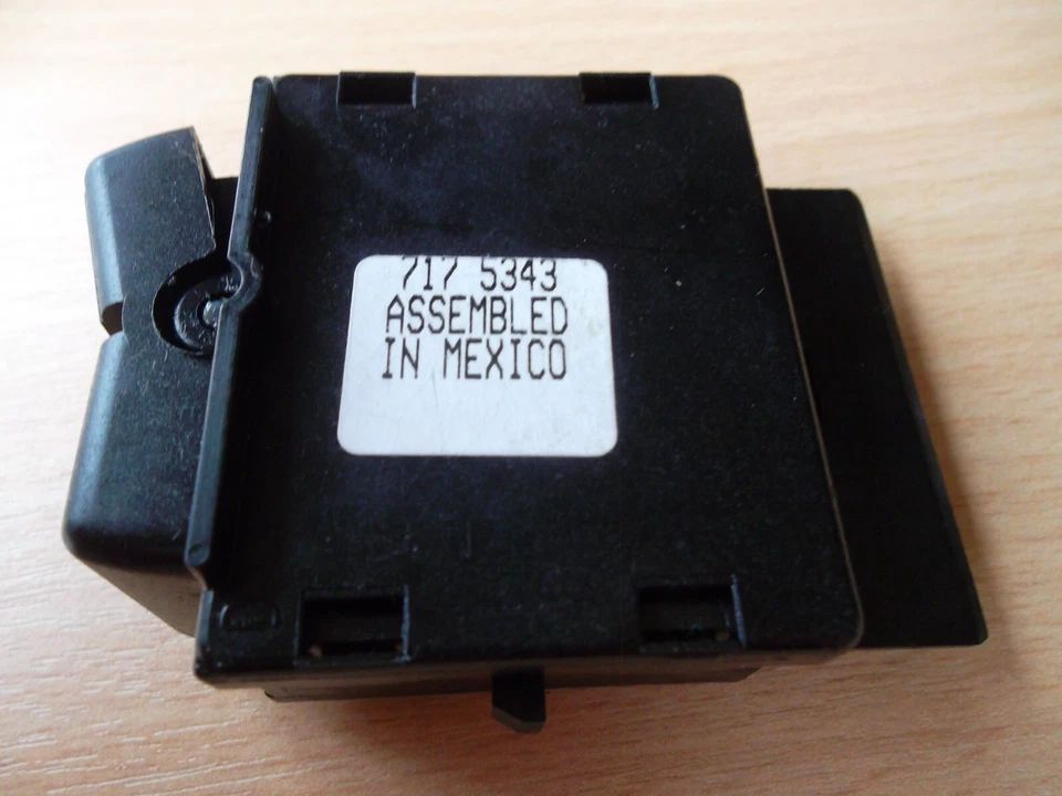 Pontiac Firebird Head Light Switch - Image 2 of 3