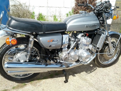 Suzuki GT 750 - Picture 11 of 12