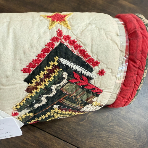 POTTERY BARN HOLIDAY PATCHWORK EMBROIDERED QUILTED COTTON TABLE RUNNER 18 X 108" - Picture 14 of 21