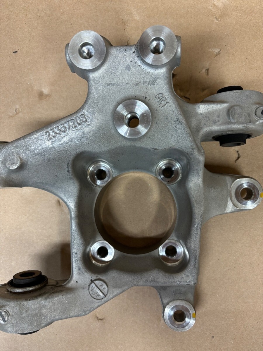 2010-2017 CHEVY Chevrolet Equinox Right Rear Spindle Knuckle 2010-2017 CHEVY Chevrolet Equinox Right Rear Spindle Knuckle