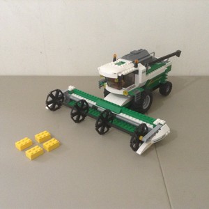 lego city combine harvester