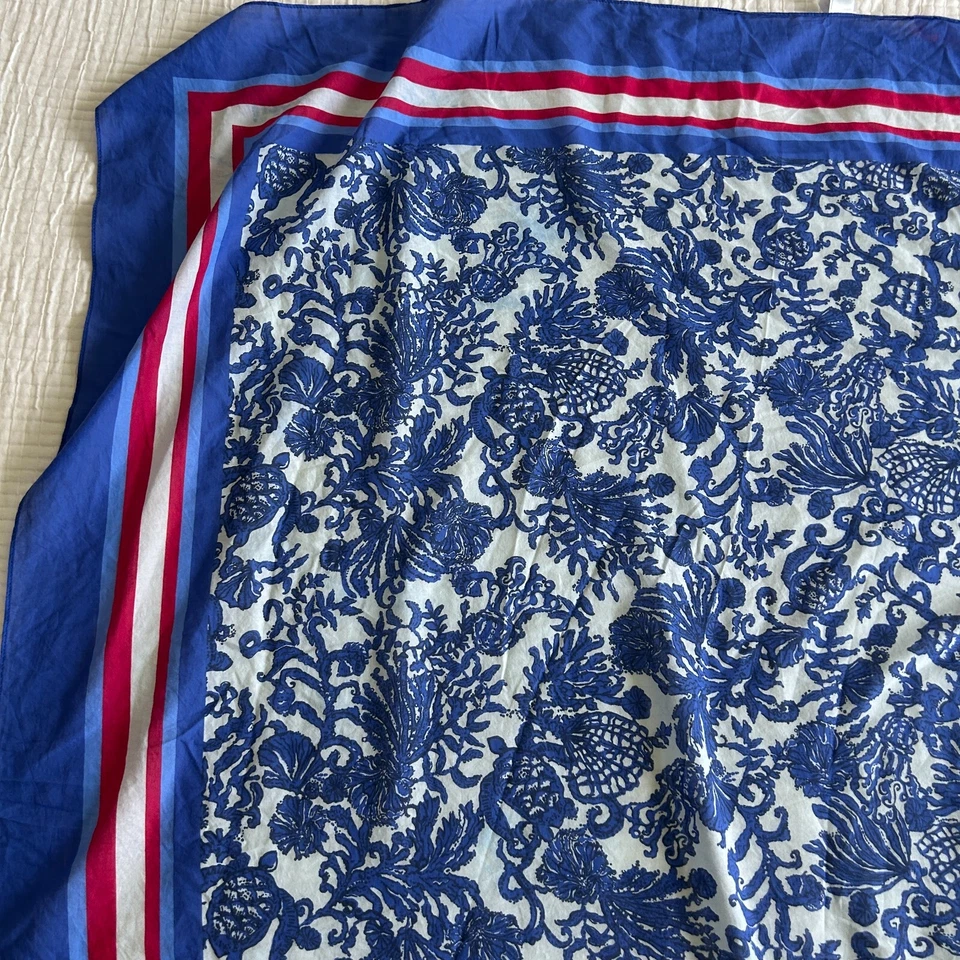 Lilly Pulitzer Estampado Algodón Pareo Azul Tortuga Marina Estampado Corbata Falda Bufanda Foto 3 de 4