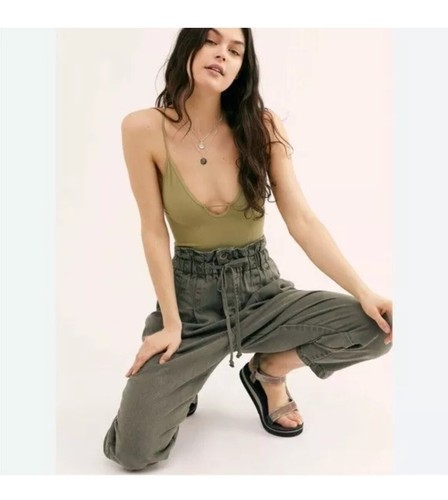 Free People Margate Pleated Trouser Pant in Olive Green Size Large - Picture 8 of 8