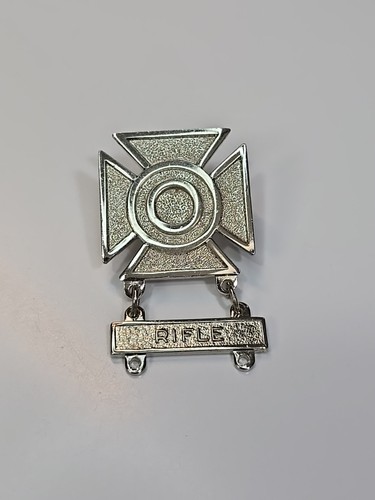 Rifle US Army Marksman Badge Pin 2 Pieces Dangling Silver Color *