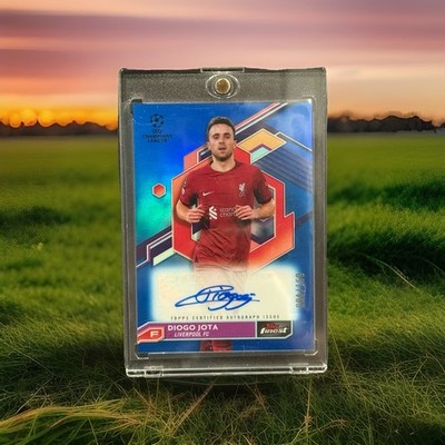 2022-23 Topps Finest UCC Liverpool Diogo Jota Auto Blue Refractor