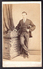 Wiktoriański CDV - Młody człowiek - zdjęcie Rawlinson, Over Darwen Lancashire