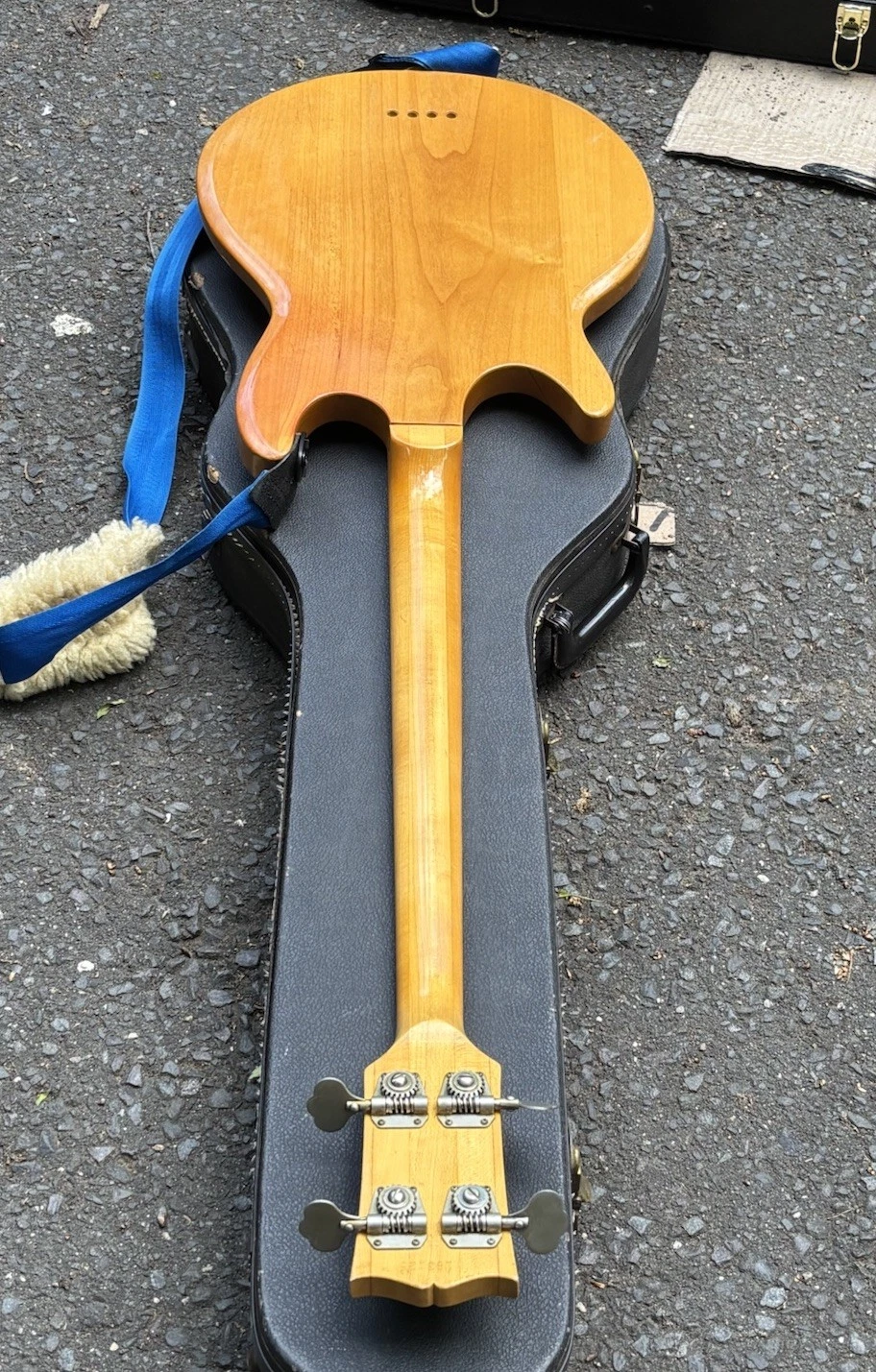 Picture 20 of 24