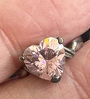 VINTAGE STERLING SILVER PINK GEMSTONE? CRYSTAL? HEART RING SZ 6.5 GREAT SETTING