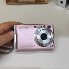 Sony Cyber-shot DSC-W80 7.2 MP Digital Camera 3x Optical Zoom English - 90 New