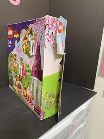 Lego Duplo 4826 Princess Castle Pony Stable Girl Figure Box Set