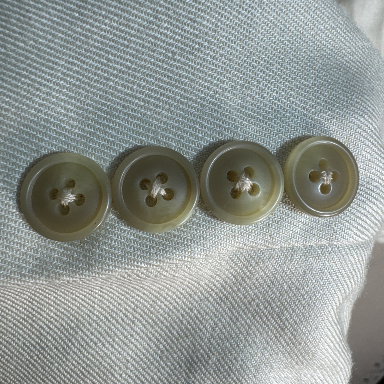 Foto 2 di 16