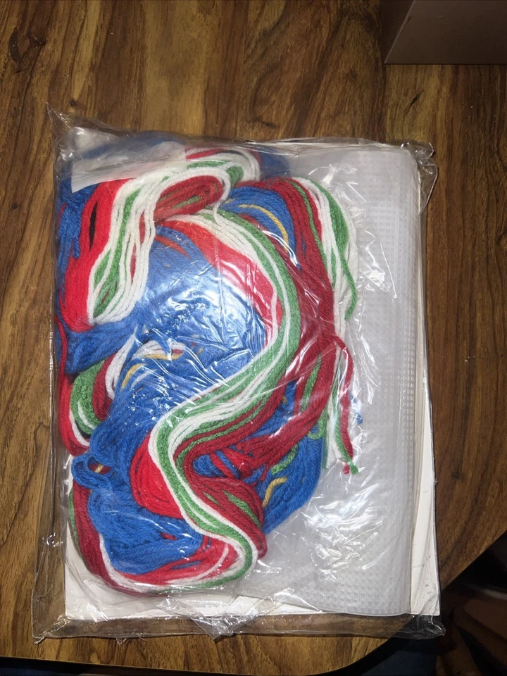 Bucilla Plastic Canvas Kit Seasons Greeting Mailbox Tissue Cover 61187 New - Image 2 of 2