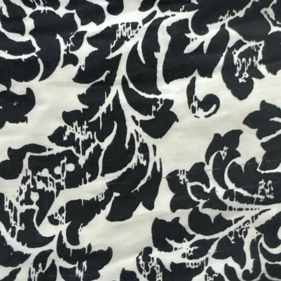 Juego de funda nórdica Waterford Linens. Damaske Negro Marfil. Foto 2 de 4