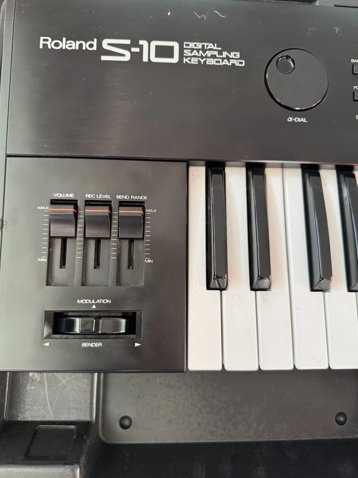 Roland S-10 Digital Sampler & Keyboard - Working - Image 4 of 4