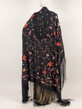 BEAUTIFUL ANTIQUE HAND EMBROIDERED CANTON SHAWL W FLORALS  LONG FRINGE