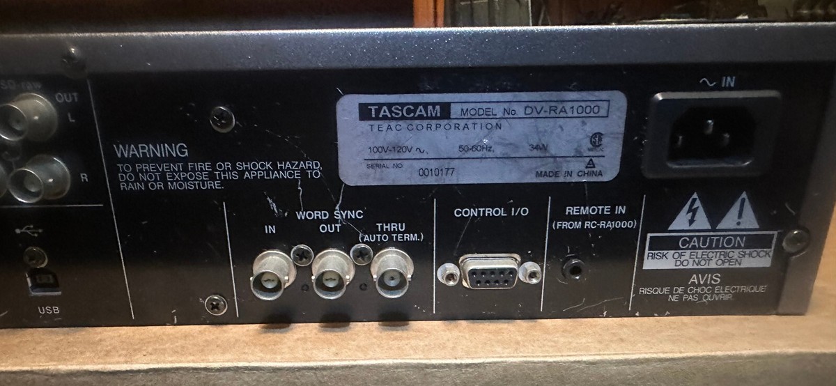 優良動作品・TASCAM DV-RA1000 オーディオマスターレコーダー TASCAM DV-RA1000 High Definition Master CD/DVD Recorder W/ REMOTE