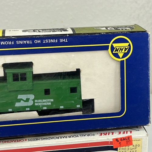 Four (4) Train Lot W/ Boxes! - Picture 7 of 14