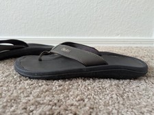 OluKai brown Chana flip flop sandal size mens 12
