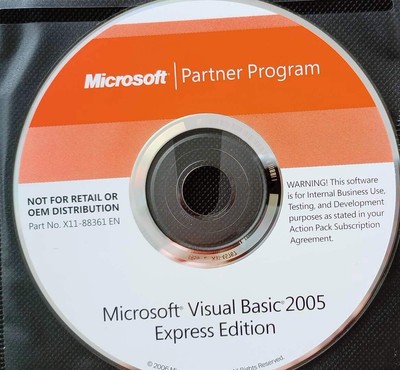 Microsoft Visual Basic 2005 Express Edition w/ License  == NEW ==