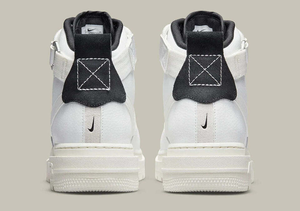 NIKE AIR FORCE 1 HIGH UTILITY 2.0 WHITE BLACK DC3584 100 NIKE AIR FORCE 1 HIGH UTILITY 2.0 WHITE BLACK DC3584 100